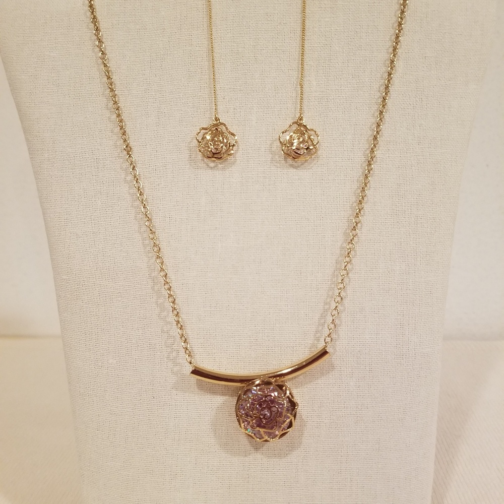 Nice and Bella necklace